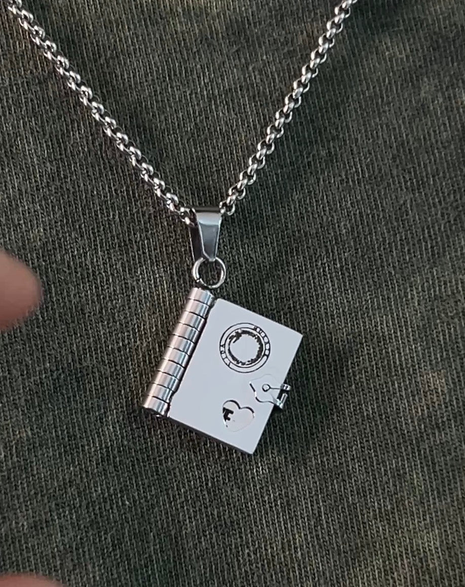 COLLAR LIBRO CANSEBERO