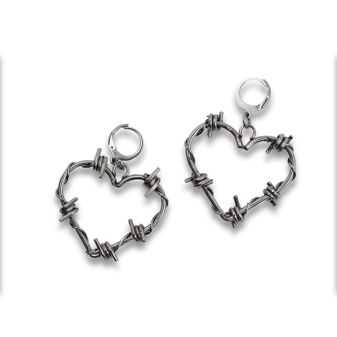 Aretas corazones de puas