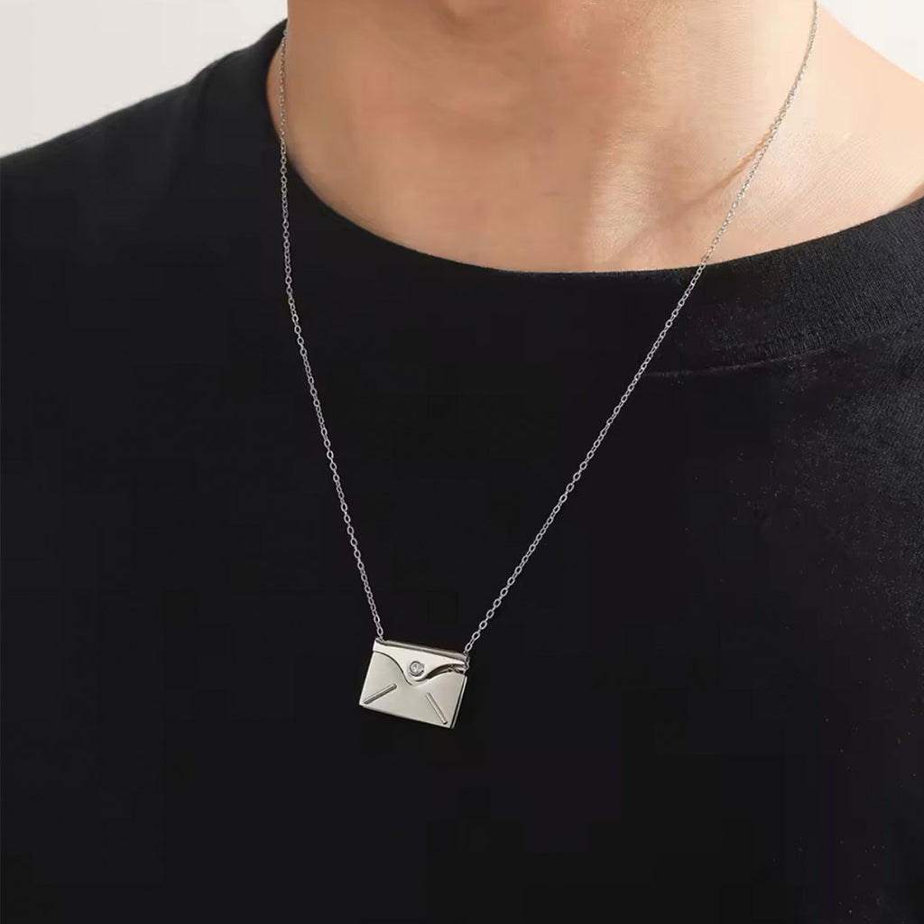 Collar mensaje oculto